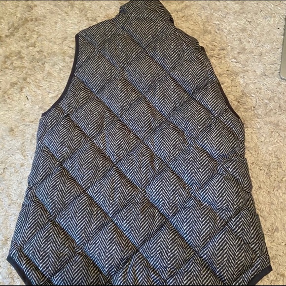 J.Crew vest in great condition - Picture 2 of 4